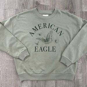 NWT American Eagle crew sweatshirt. Size S.